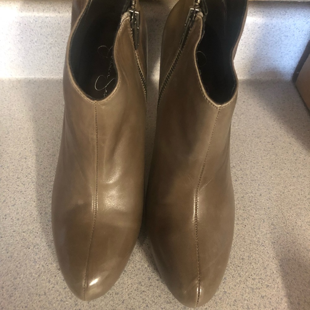 [New] Jessica Simpson leather Bootie
